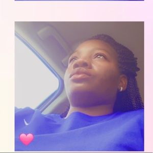 Meet your Posher, Deana